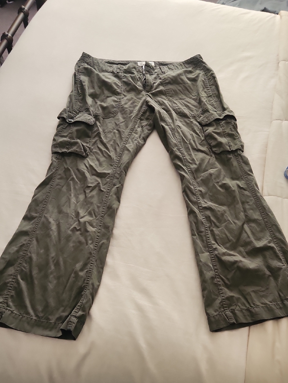 Old Navy Cargo Pants Olive Green 100% Cotton